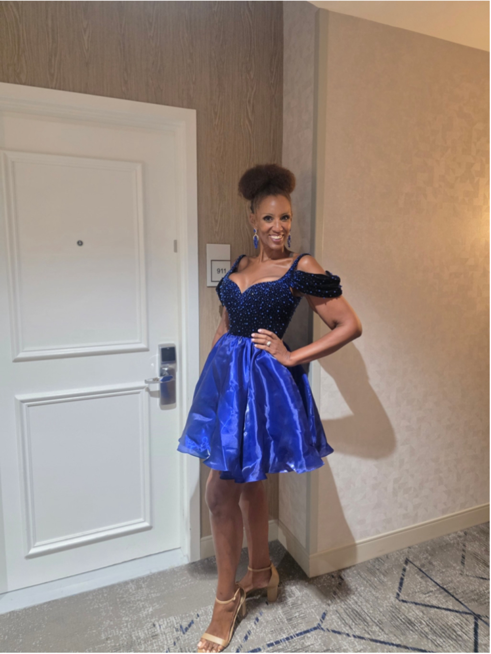 Jonathan Kayne Size 4 Cocktail Homecoming Dress Formal Mini Dress
